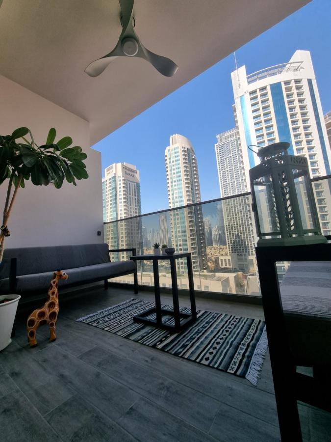 Urban Getaway Dubai Downtown Apartment Exterior photo